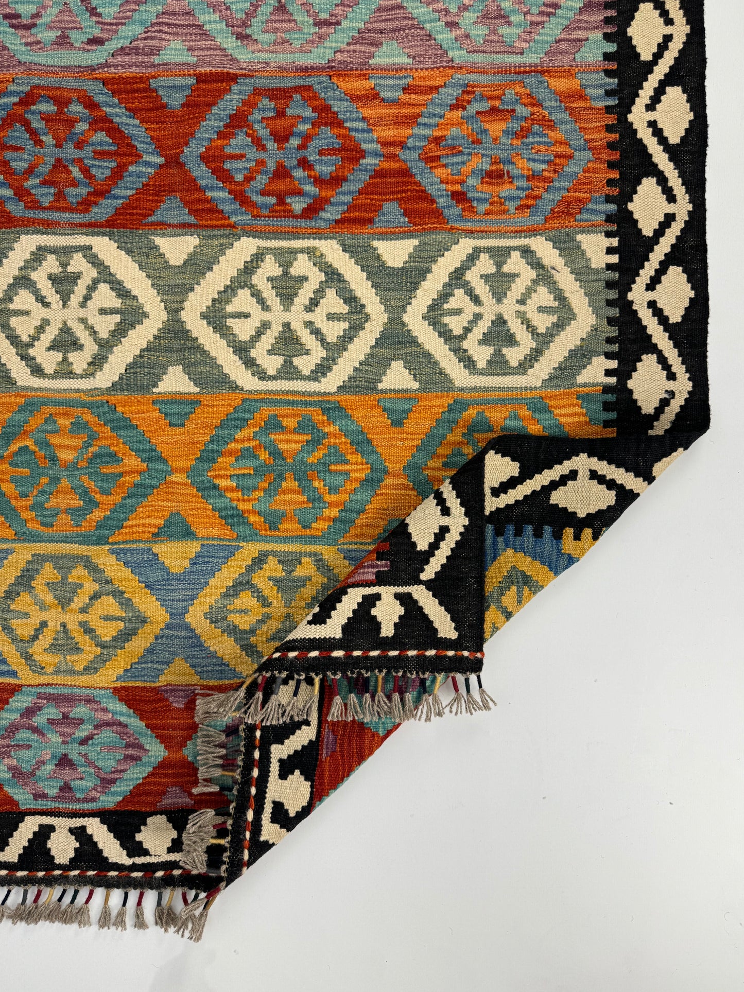 Nomad Glow El Dokuma Kilim – Renkli Sıra Motifli Geometrik Otantik Kilim (1.22 x 1.77 m) | NG-0033