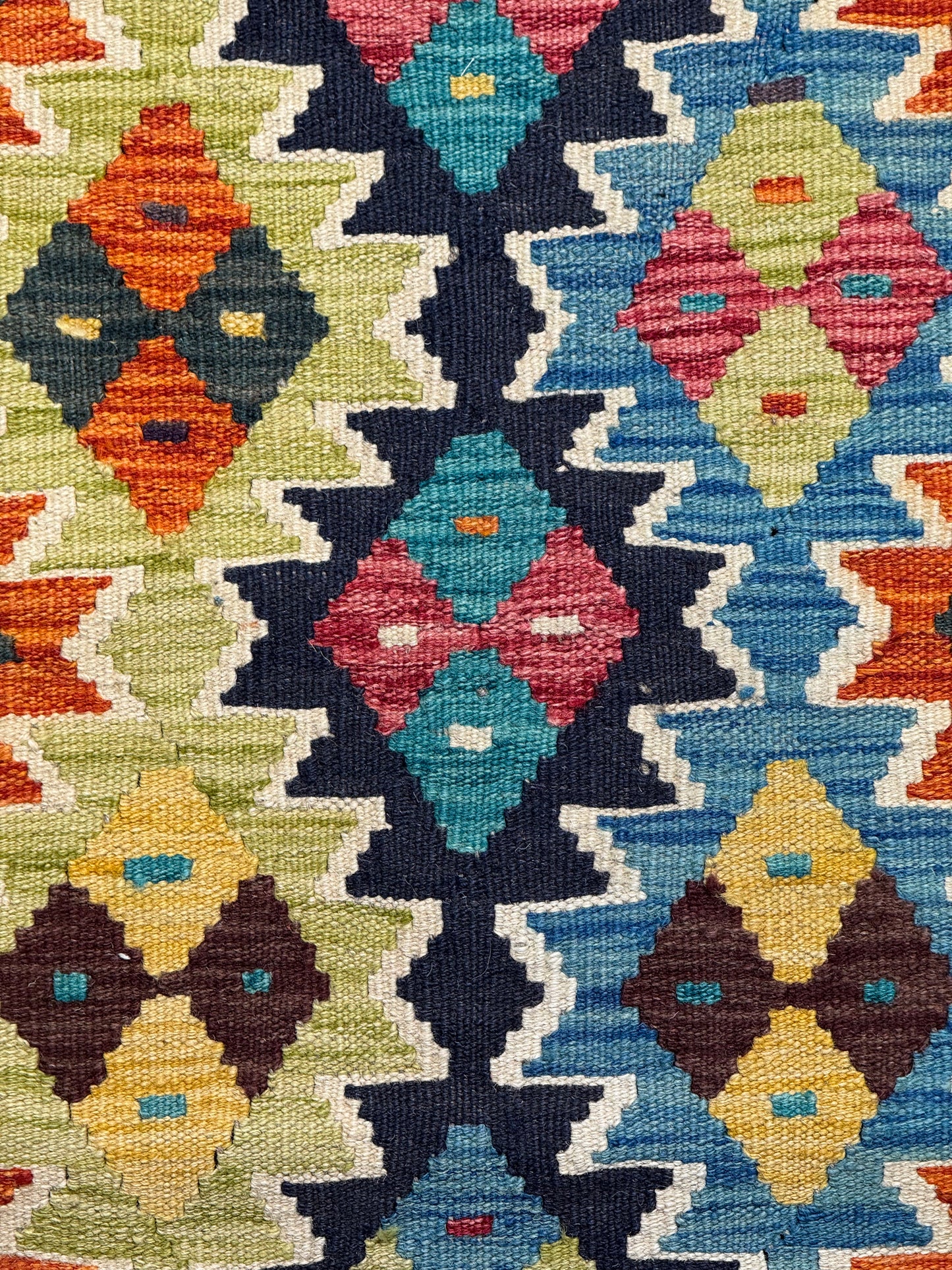 Nomad Glow El Dokuma Kilim – Canlı Renkli Geometrik Desenli Otantik Kilim (1.30 x 1.90 m) | NG-0024