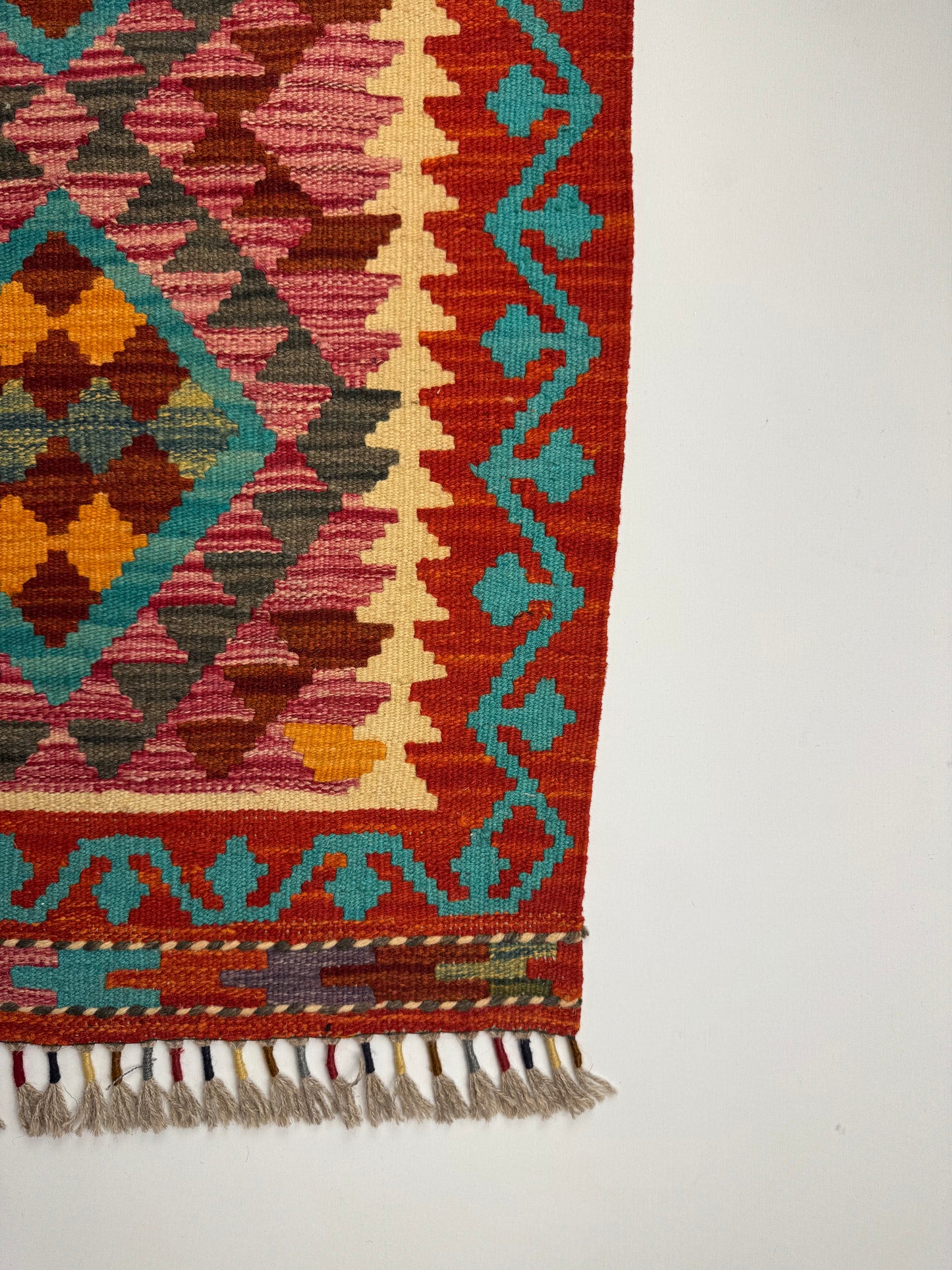 El Dokuma Kırmızı-Turkuaz Küçük Kilim – Etnik Desenli Dekoratif Otantik Halı (0.61 x 0.94 m) | Nomad Glow Serisi NG-0007