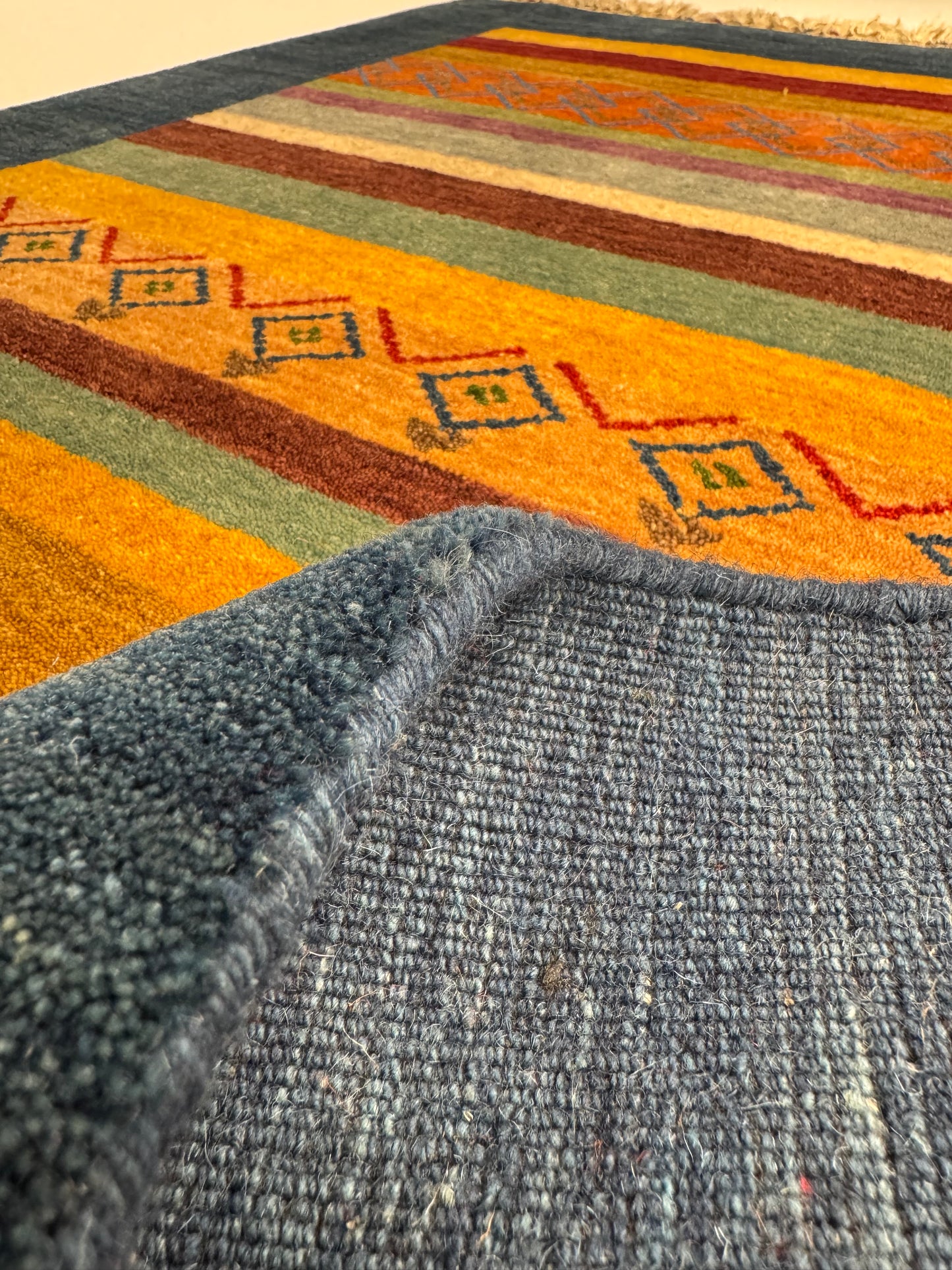 Color Loom El Dokuma Halı CL-0001 | Renkli Bohem ve Etnik Desenli Türk Halısı, El Yapımı Dekoratif Kilim, Modern Vintage Halı