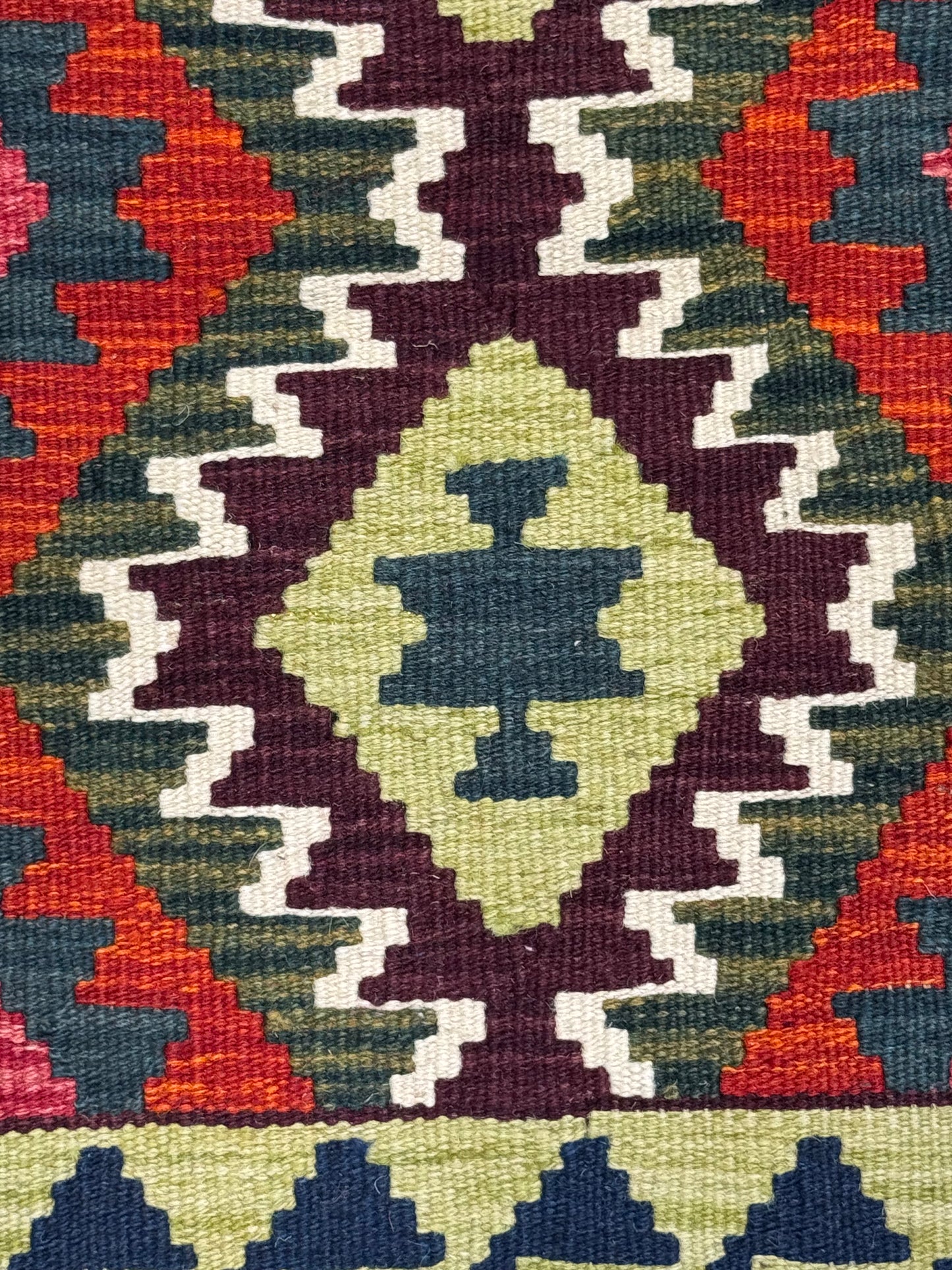 El Dokuma Küçük Kilim – Otantik Geometrik Desenli Dekoratif Halı (0.60 x 0.88 m) | Nomad Glow Serisi NG-0006