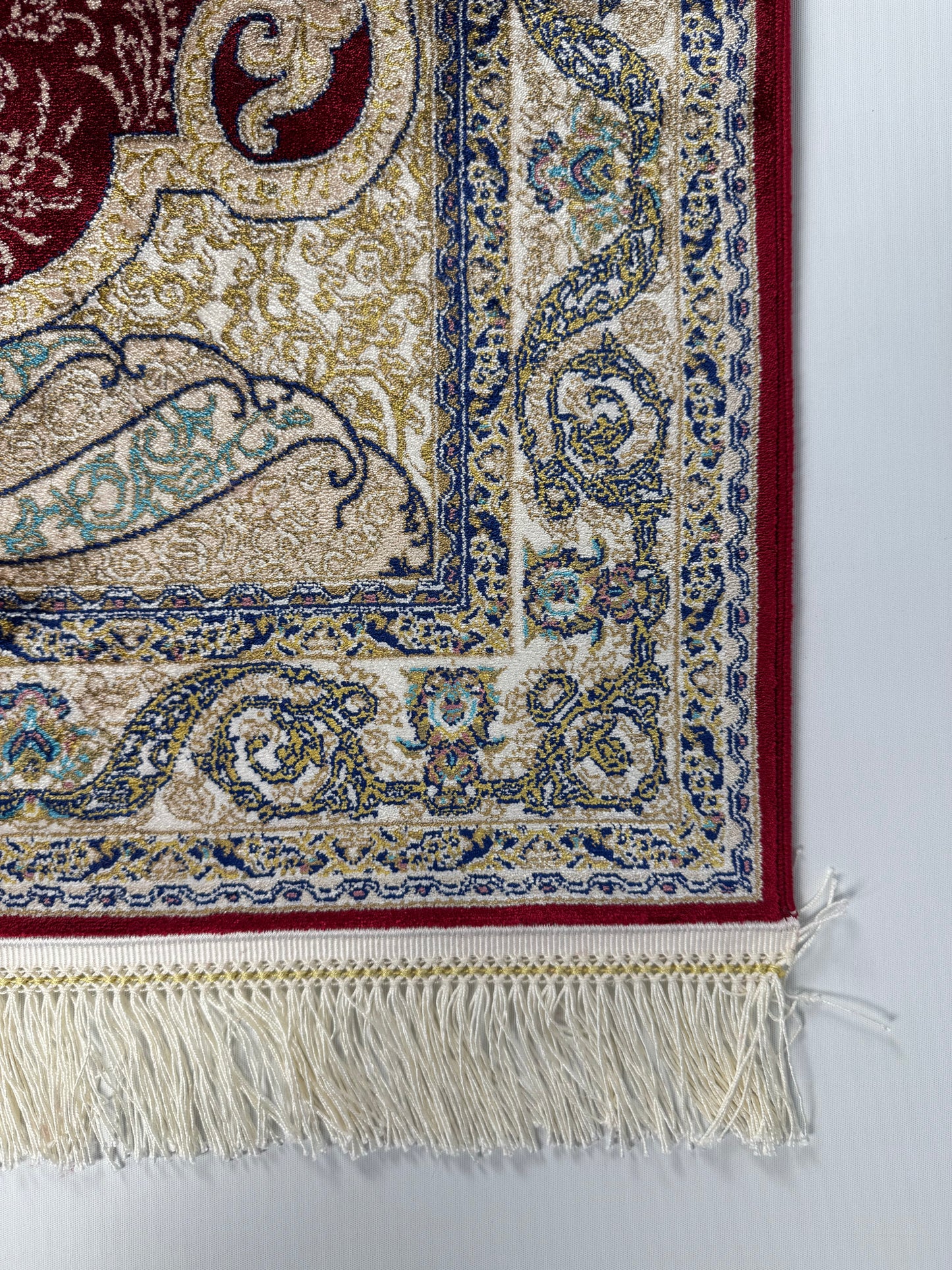 Silken Echo Halı – Bordo Krem İpeksi Dokulu Büyük Motifli Klasik Desenli Dekoratif Halı (0.80 x 1.25 m) | SE-0049