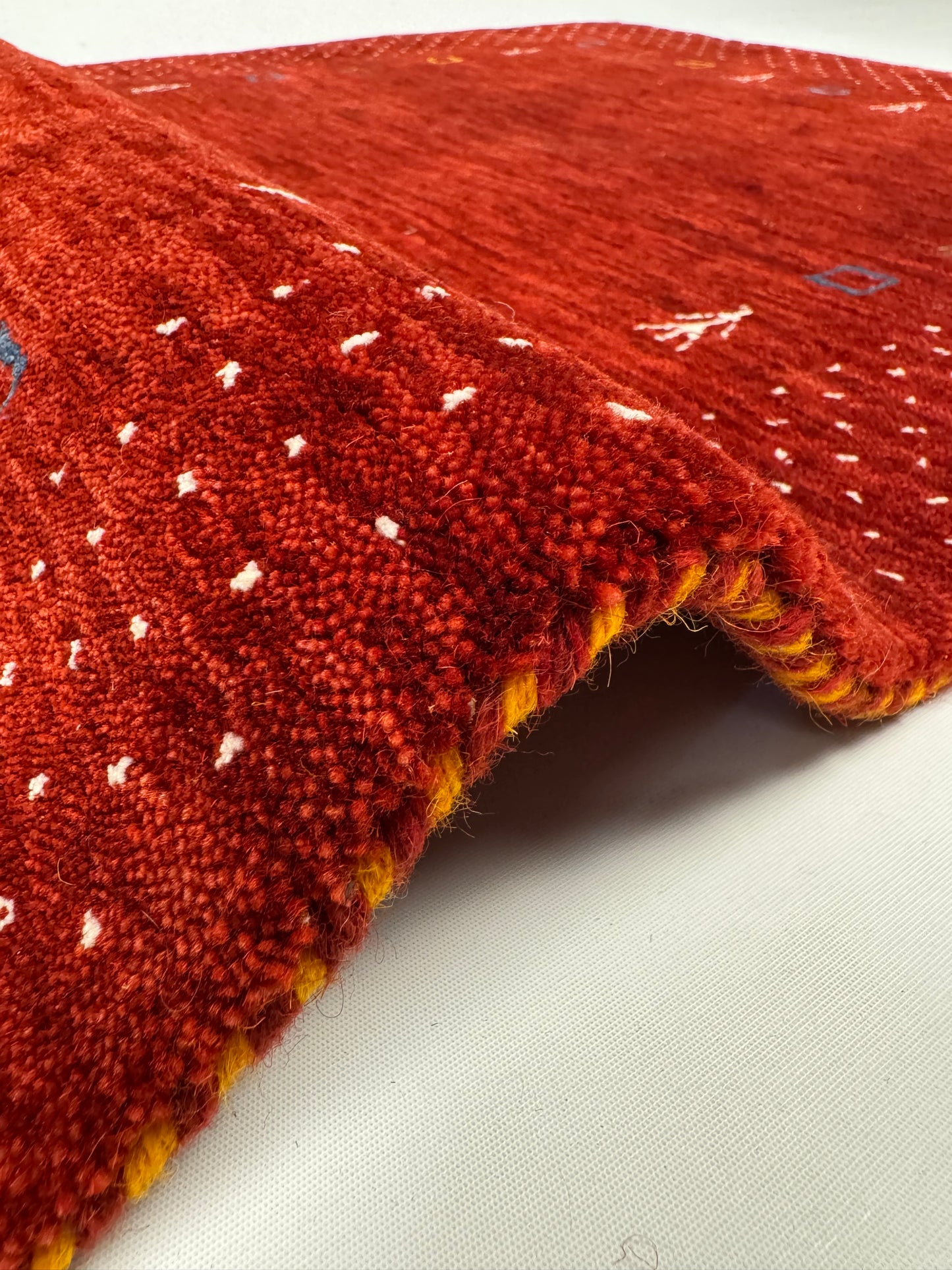 Color Loom El Dokuma Halı CL-0006 | Kırmızı Bohem ve Etnik Desenli Türk Halısı, El Yapımı Dekoratif Kilim, Modern Vintage Halı