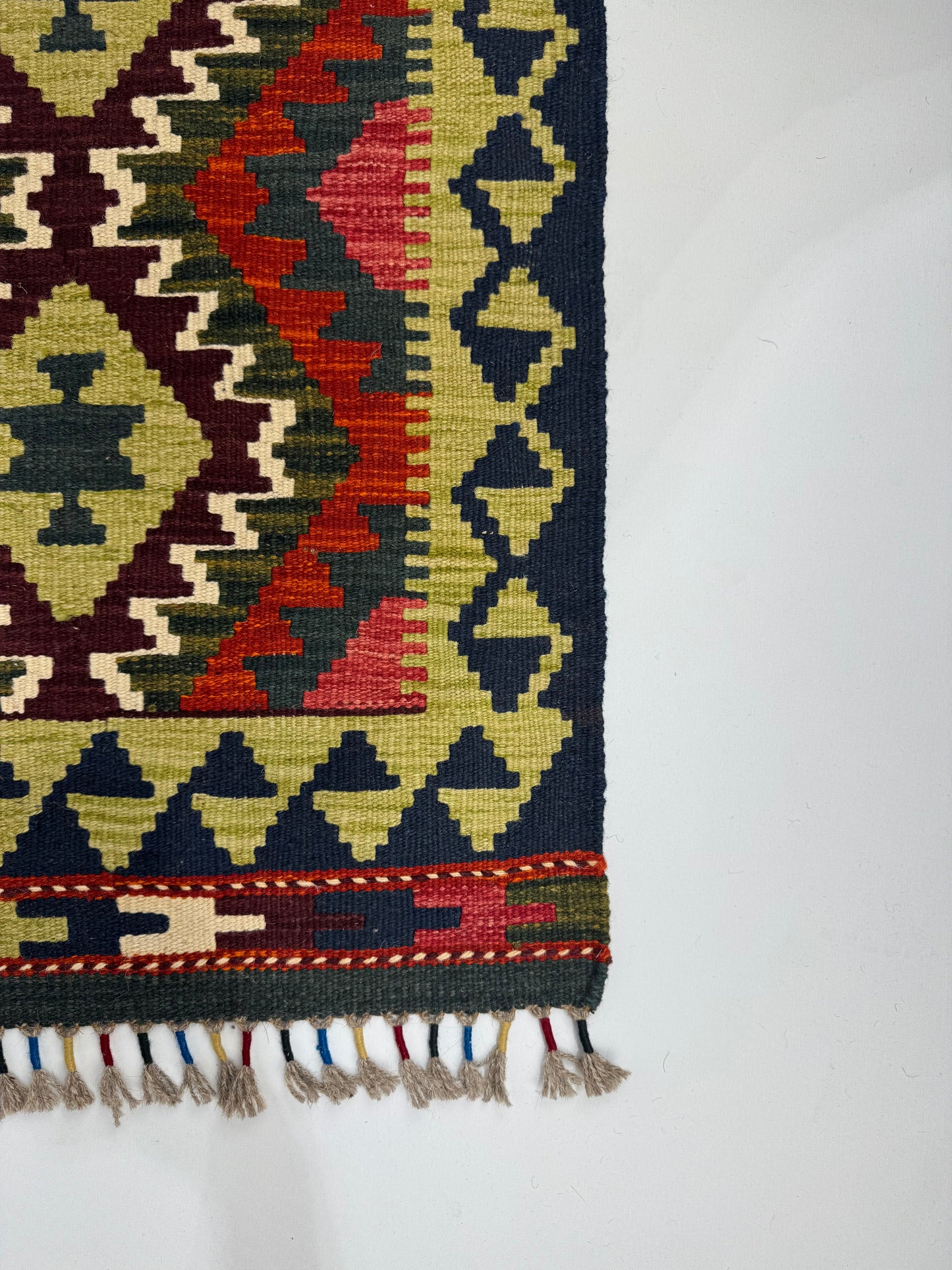 El Dokuma Küçük Kilim – Otantik Geometrik Desenli Dekoratif Halı (0.60 x 0.88 m) | Nomad Glow Serisi NG-0006