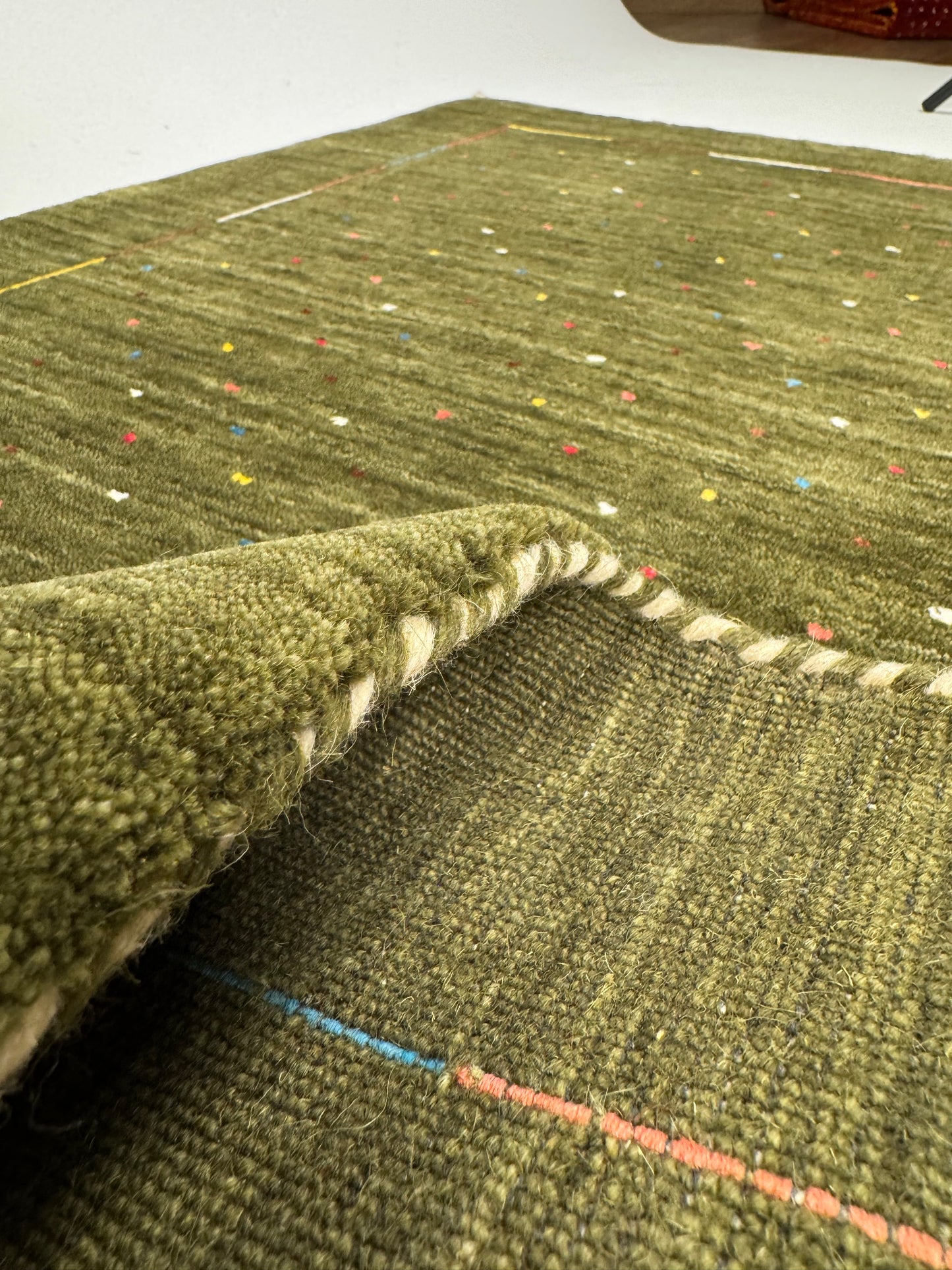 Color Loom El Dokuma Halı CL-0009 | Yeşil Minimalist El Yapımı Türk Halısı, Modern Vintage Dekoratif Kilim