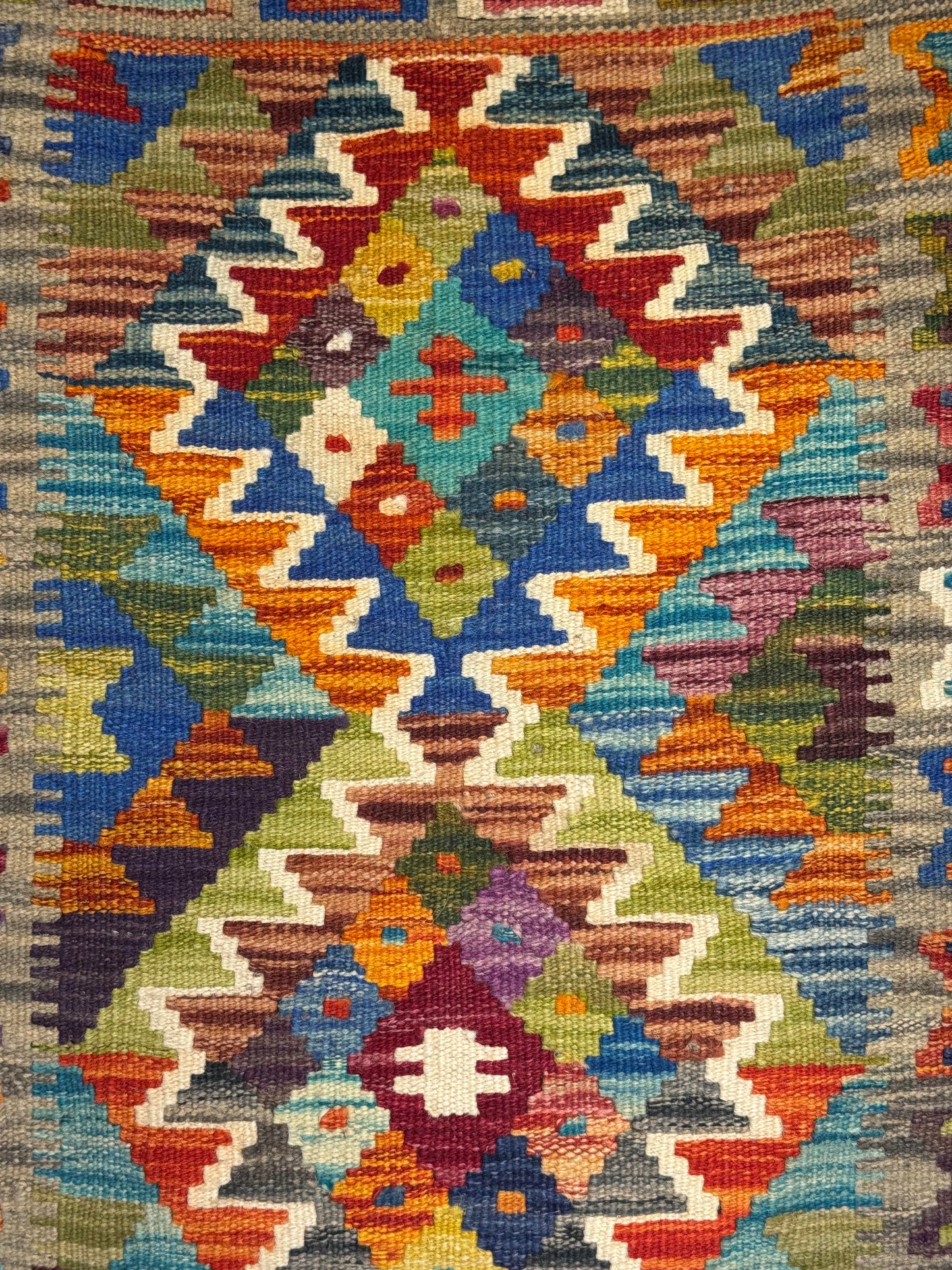 Nomad Glow El Dokuma Kilim – Çok Renkli Geometrik Desenli Otantik Kilim (0.56 x 0.90 m) | NG-0017