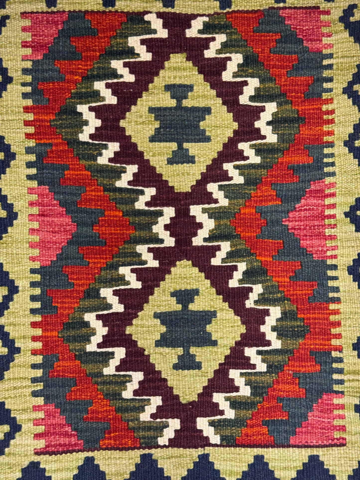 El Dokuma Küçük Kilim – Otantik Geometrik Desenli Dekoratif Halı (0.60 x 0.88 m) | Nomad Glow Serisi NG-0006