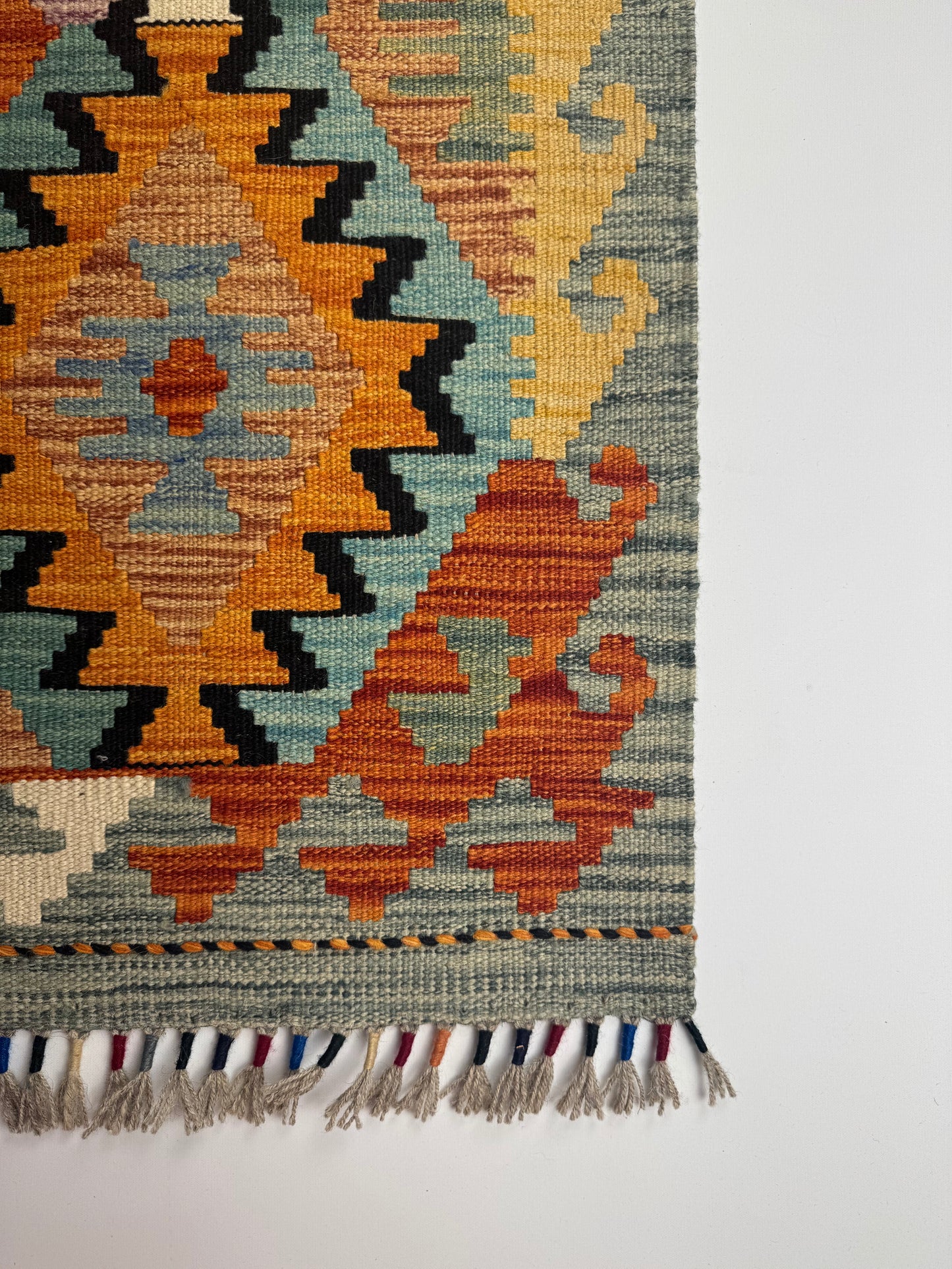 Nomad Glow El Dokuma Kilim – Turuncu ve Mavi Geometrik Desenli Otantik Kilim (0.79 x 1.27 m) | NG-0022