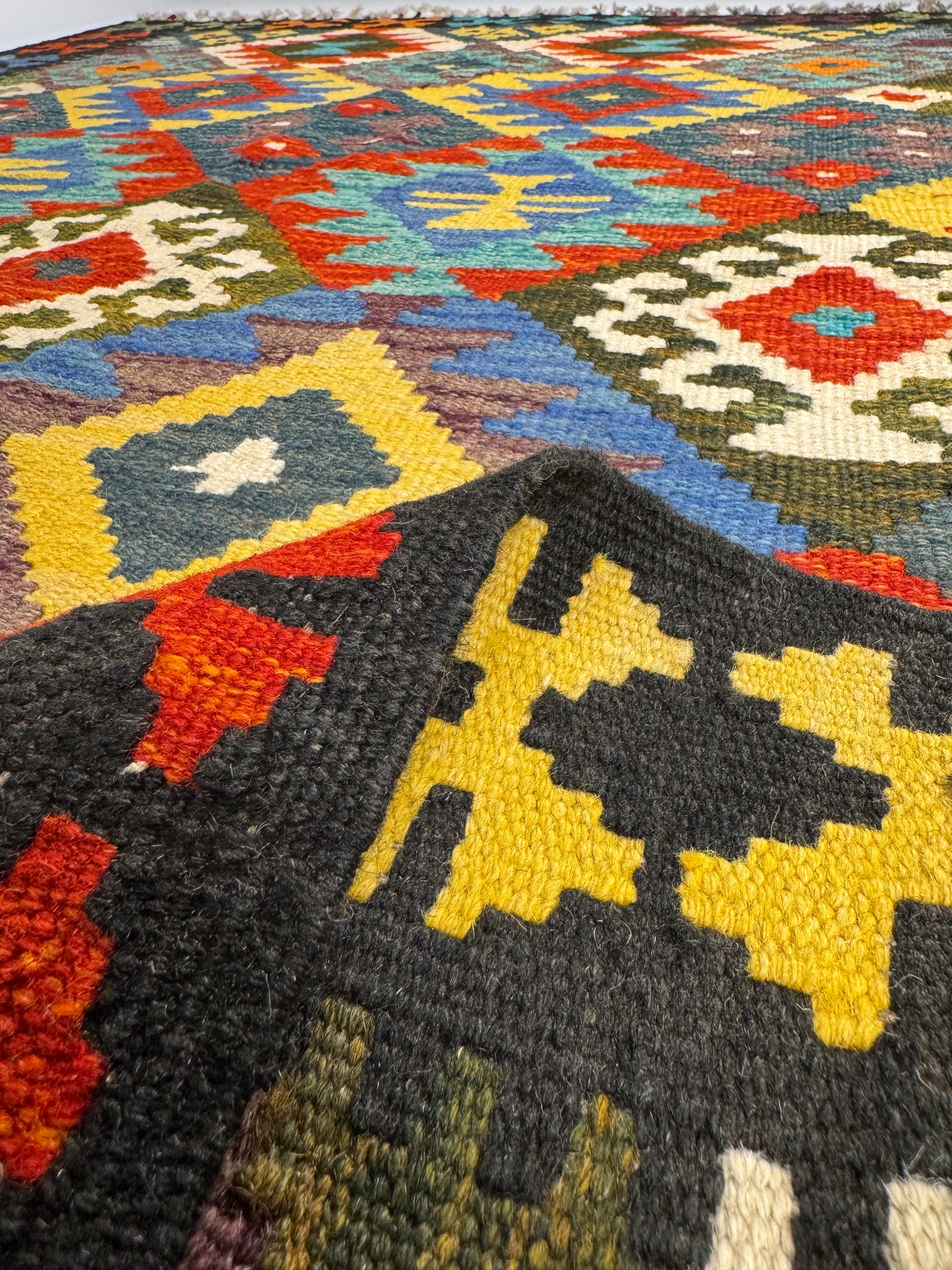 Nomad Glow El Dokuma Kilim – Renkli Geometrik Desenli Otantik Kilim (1.16 x 1.71 m) | NG-0023