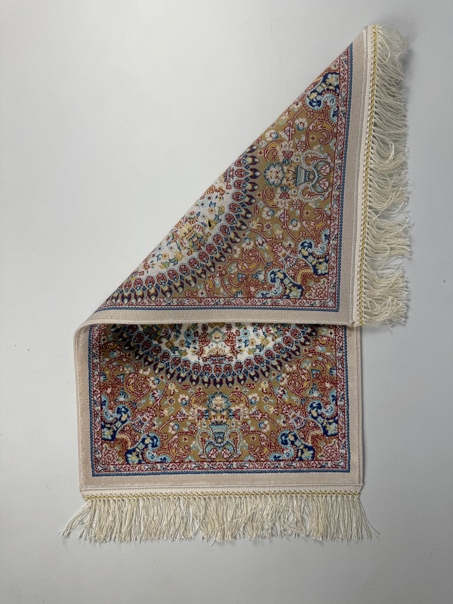 Silken Echo İpeksi Dokuma Halı – Medalyon Desenli Çok Renkli Klasik Halı (0.40 x 0.60 m) | SE-0040