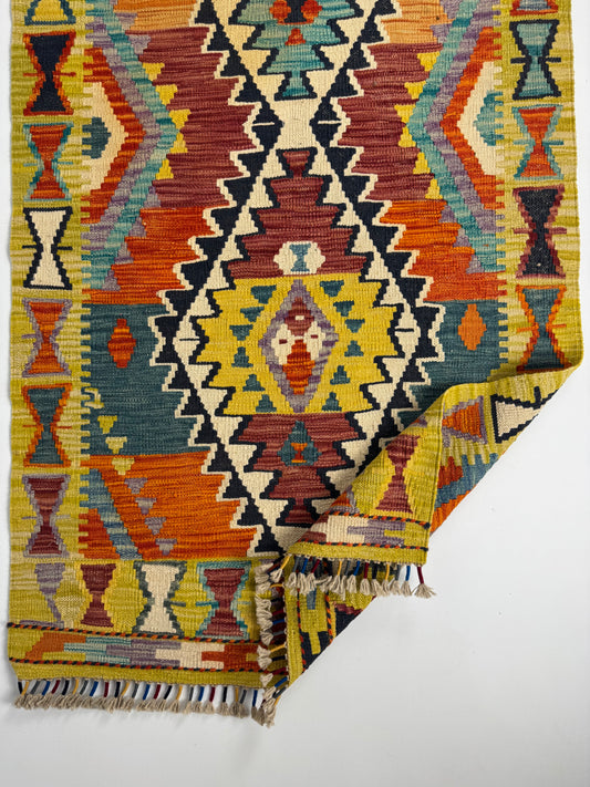Nomad Glow El Dokuma Kilim – Sarı, Turuncu ve Mavi Geometrik Desenli Otantik Kilim (0.83 x 2.88 m) | NG-0026