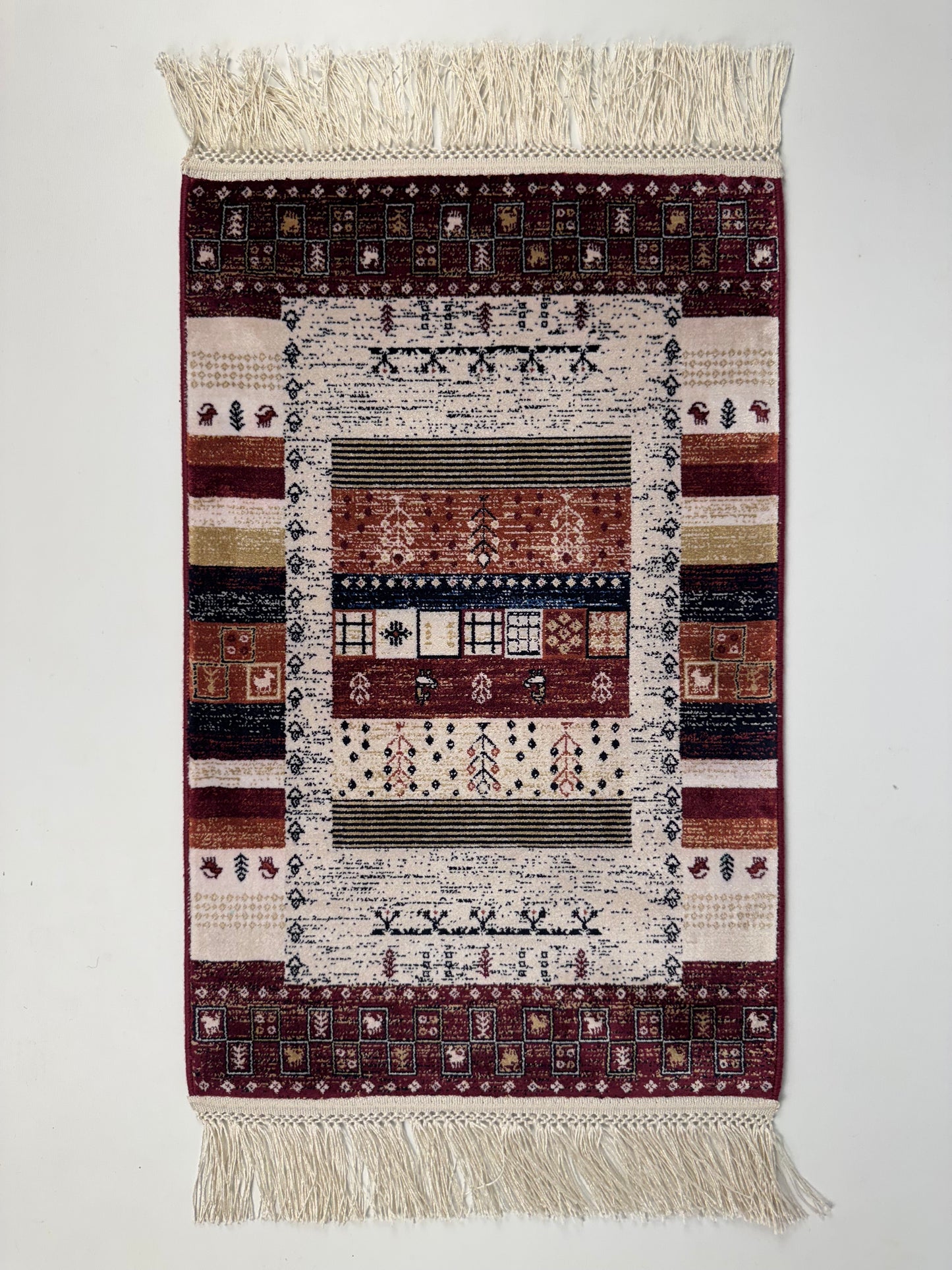 Silken Echo İpeksi Dokuma Halı – Etnik Patchwork Desenli Bordo ve Krem Halı (0.40 x 0.60 m) | SE-0039