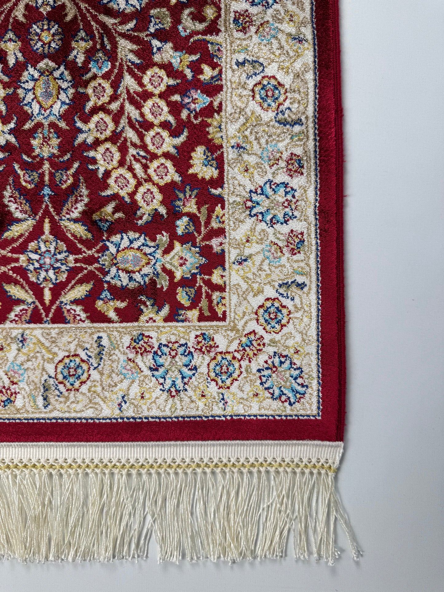 Silken Echo İpeksi Dokuma Halı – Bordo Zeminli Klasik Çiçek Motifli Halı (0.40 x 0.60 m) | SE-0044